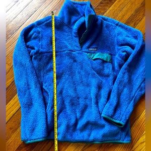 Patagonia Women’s Large blue with green trim